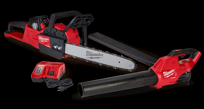 Milwaukee Outdoor Bundle Chainsaw Free Blower